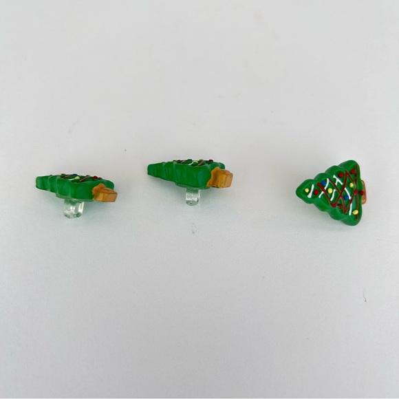 Vintage Buttons Garment Molded Plastic Christmas Tree Holidays Set Of 3 - Picture 6 of 11